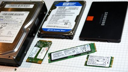 Ansicht Auswahl Festplatten 6x HDD, SSD, NVMe