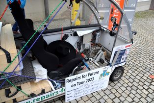 Ein Blick ins Vollkabinen-Fahrrad von Michel