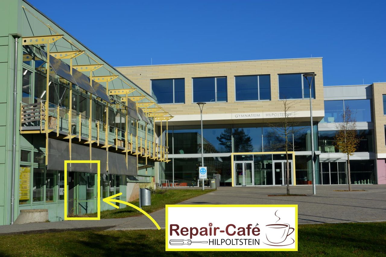Ansicht Eingang Repair-Café gelb markiert